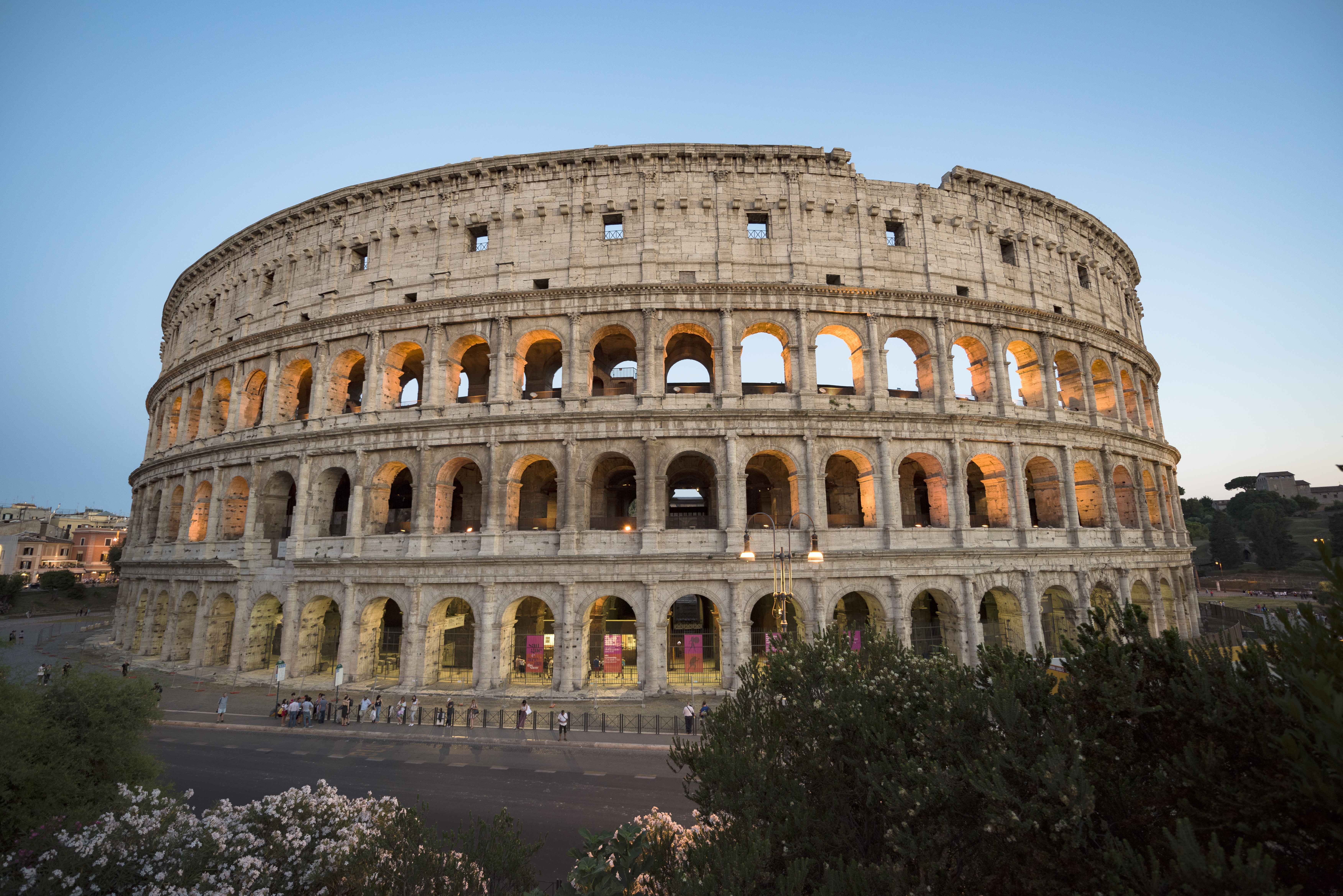 roman-coliseum.jpg